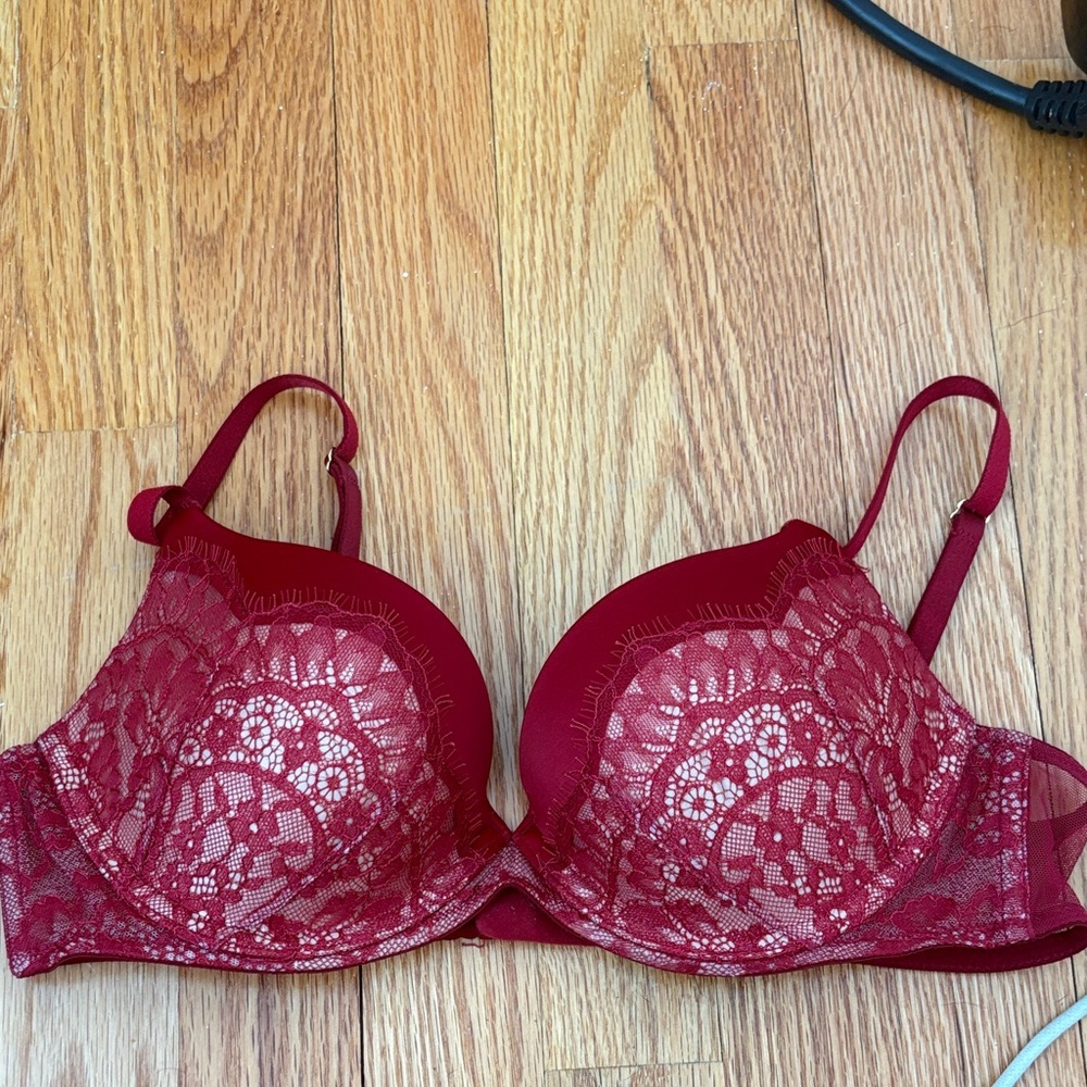 Victoria's Secret Lace Bra in Deep Red